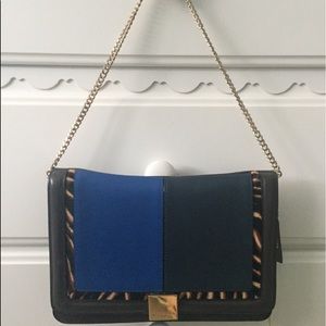 CHIC COLORBLOCK LEATHER CROSSBODY